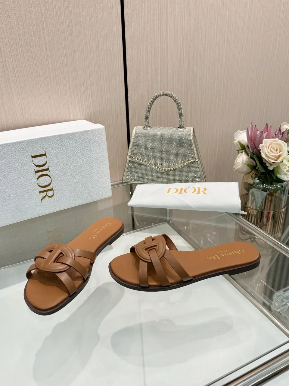 👟👟Ex-factory price 340👟👟 Dior new model, 9 colors available, cowhide fabric, code number 35-42, leather sole +40